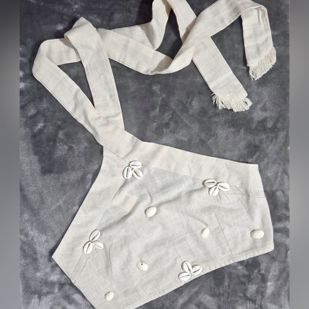 Mahila Halter Shell Crop Cami - Picture 2 of 5
